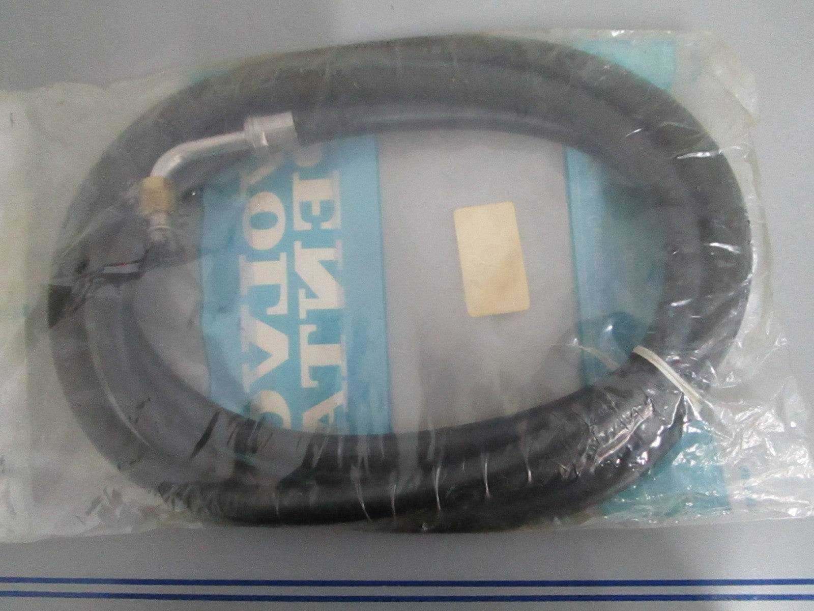 *NEW OEM* 0820 Volvo Penta Hose 3860830