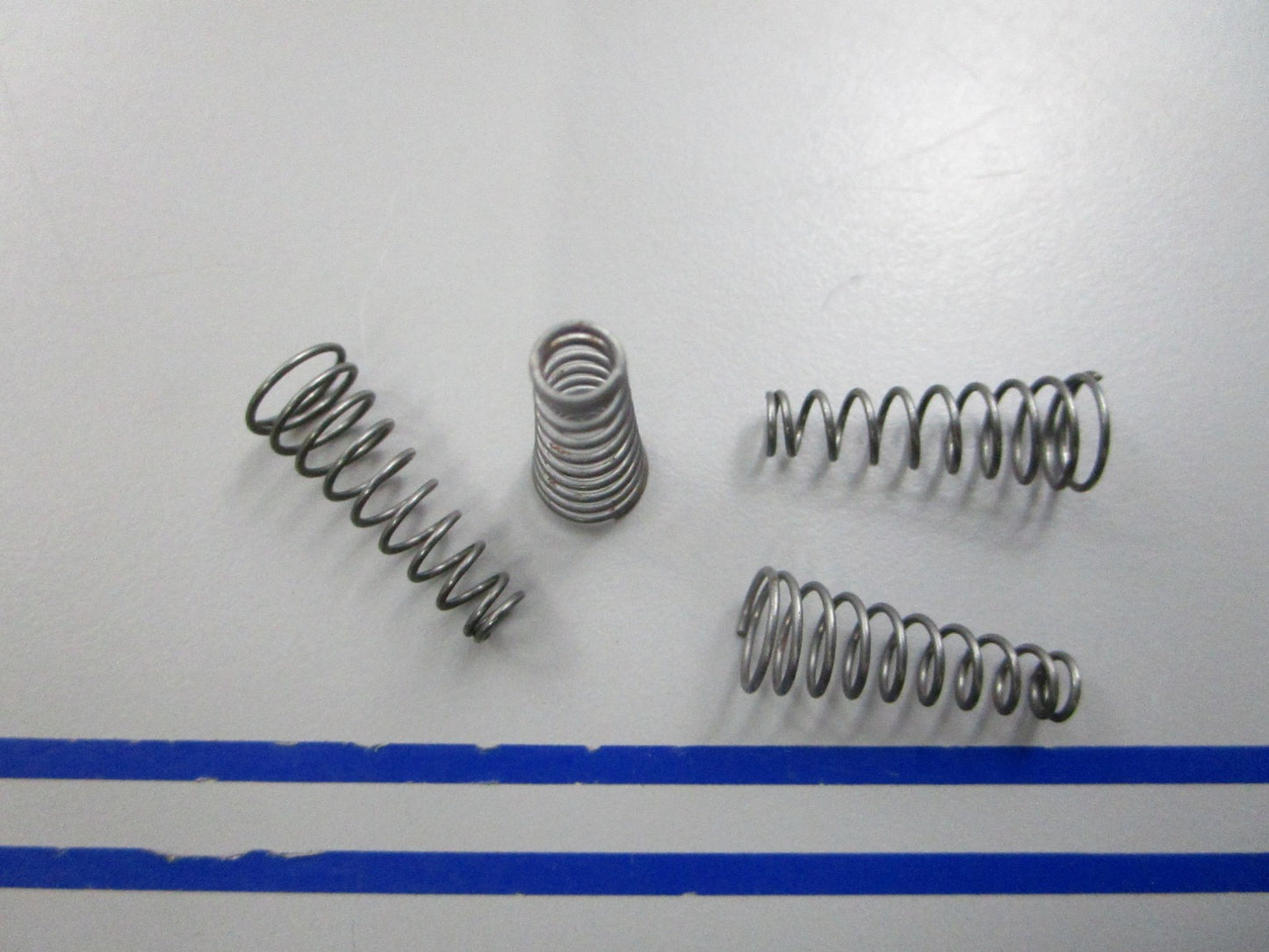 NEW OEM (LOT OF 4) 24-30189 Mercury Quicksilver Spring 0810