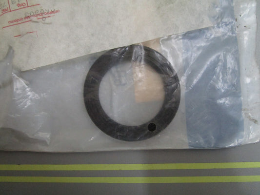 *NEW OEM* 0810 Volvo Penta Crankshaft Seal 6842273