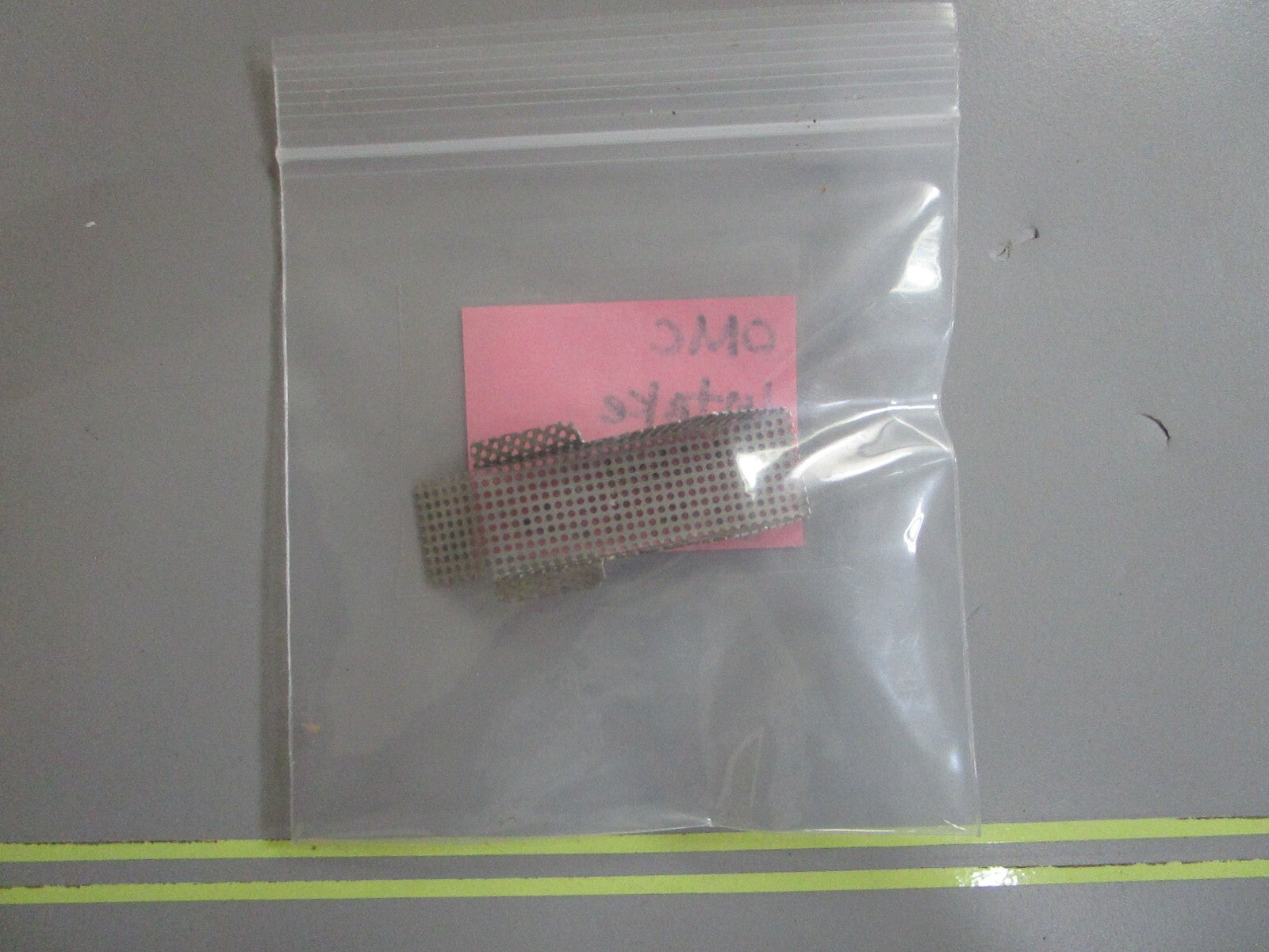 *NEW OEM* 0810 OMC Johnson Evinrude Intake Screen 308320 0308320