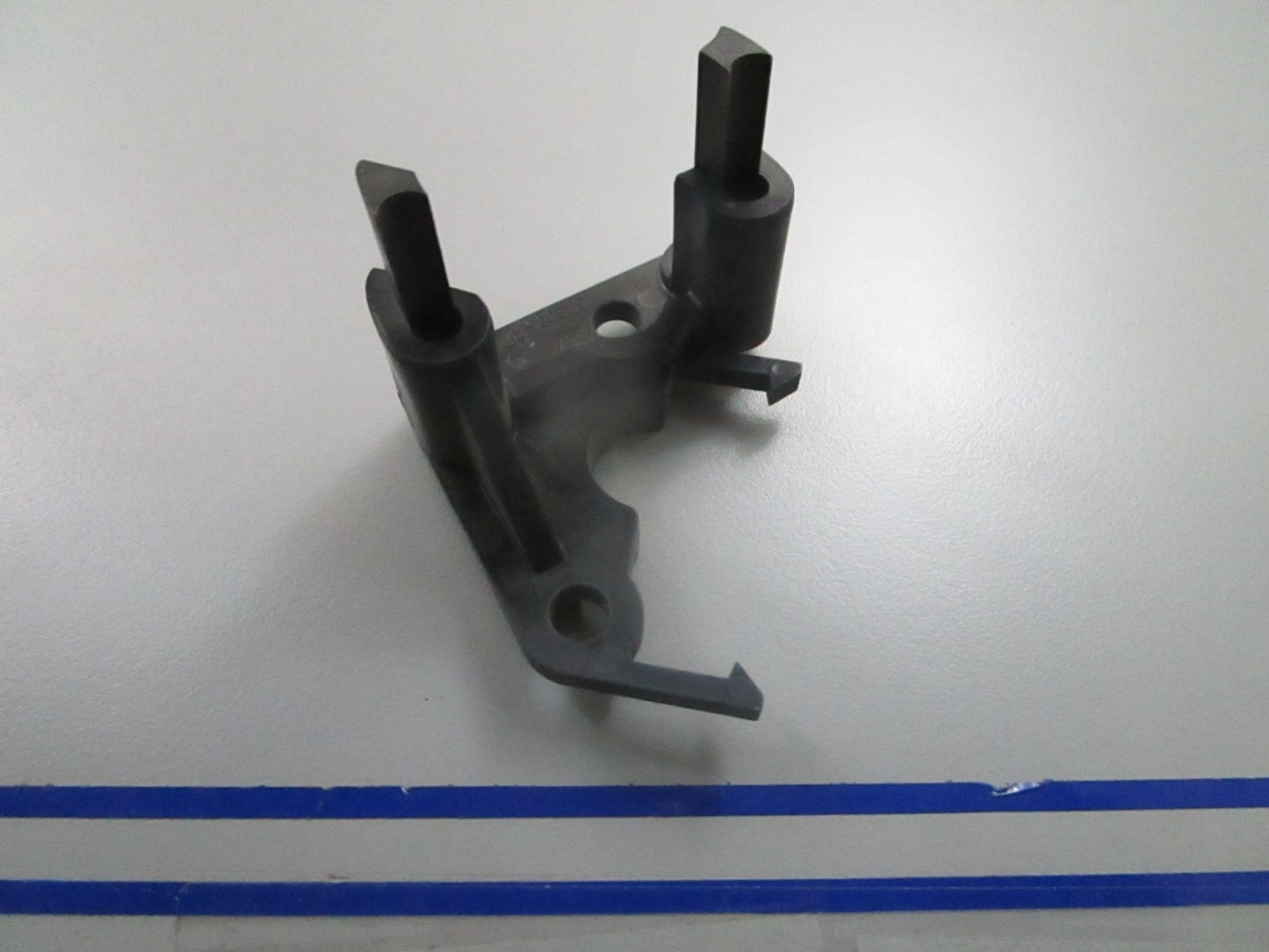 *NEW OEM* 0810 OMC Johnson Evinrude Throttle Sensor Retainer 343086 0343086