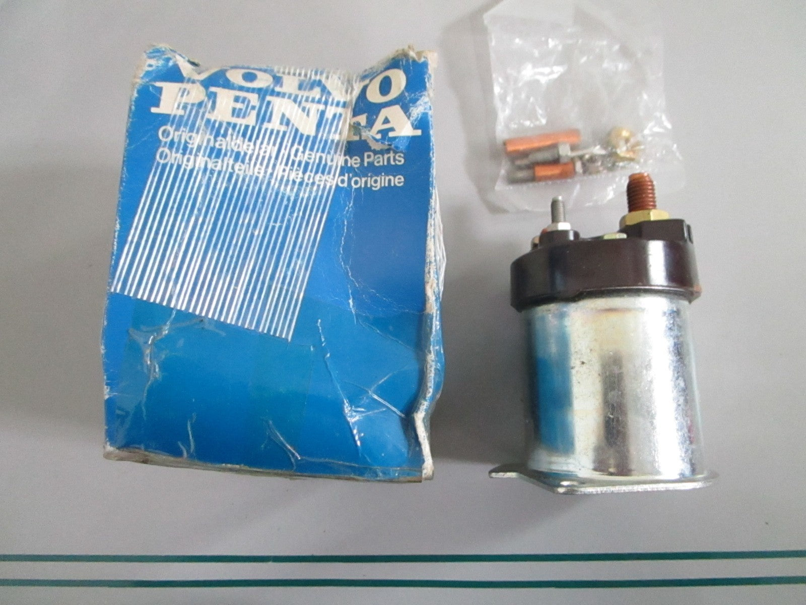 NEW OEM 855332 Volvo Penta Solenoid 0820