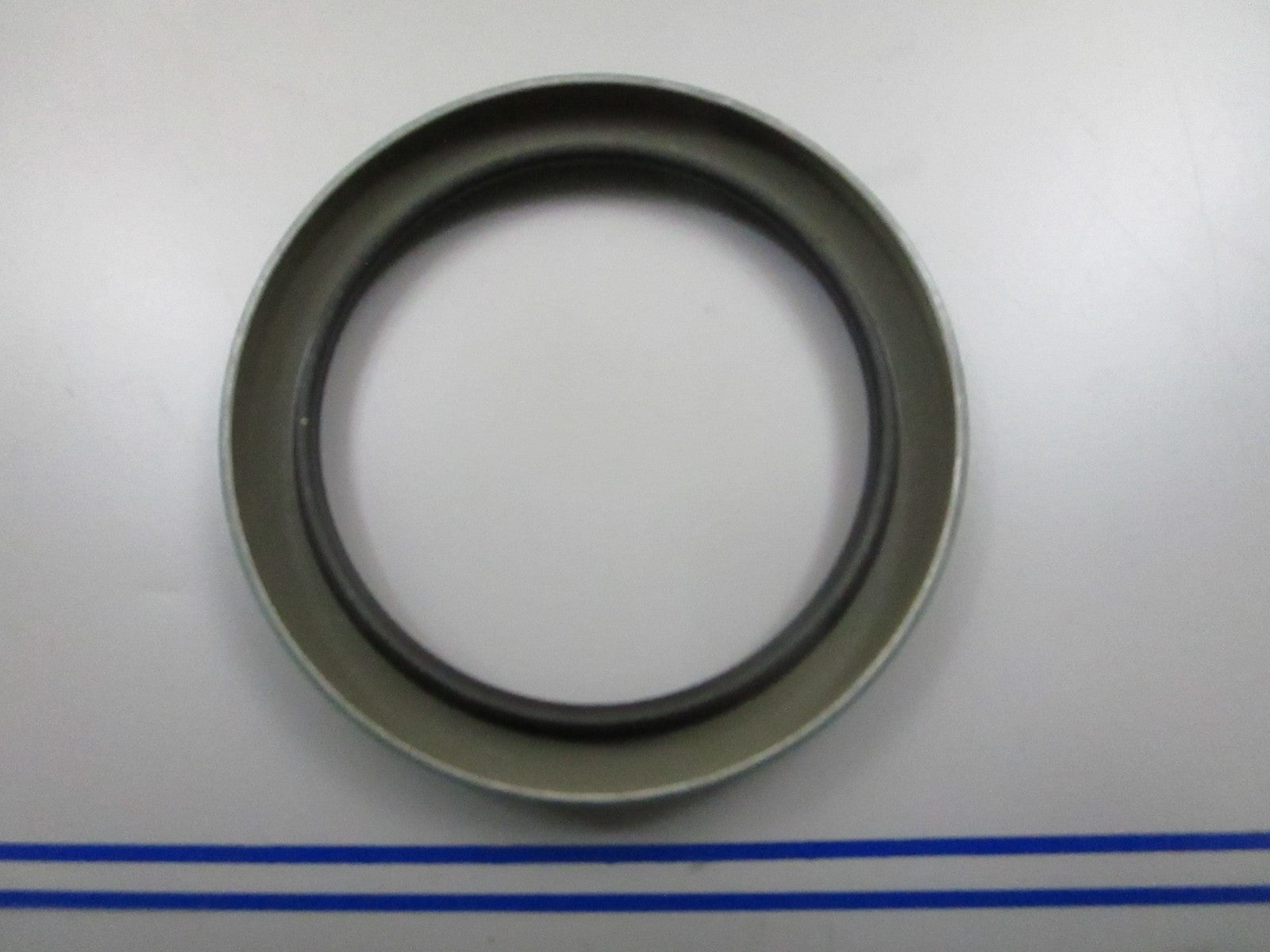 *NEW* 0810 SKF Oil Seal 34886