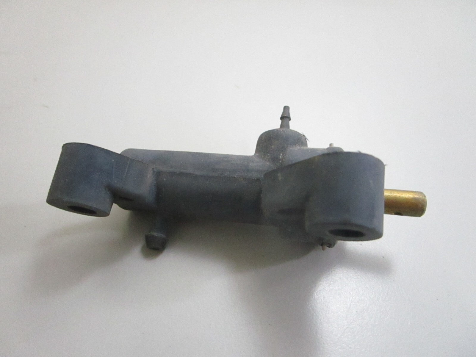 *NEW OEM* 0820 OMC Johnson Evinrude Primer Pump 398793 0398793