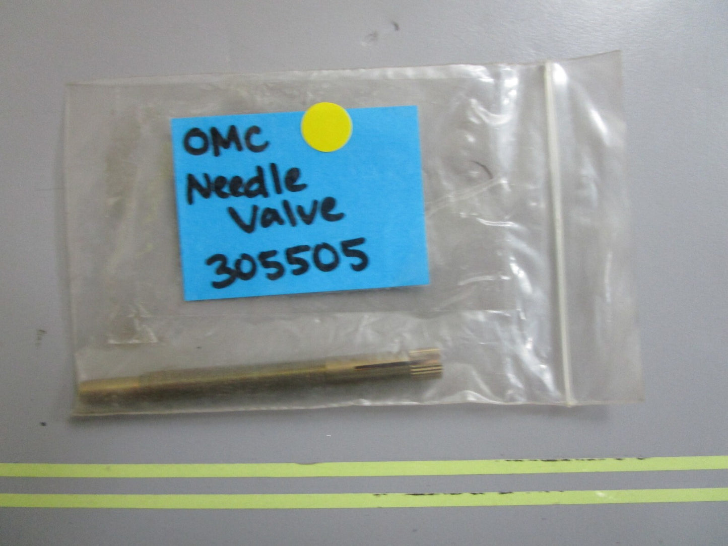 *NEW OEM* 0810 OMC Johnson Evinrude Needle Valve 305505 0305505