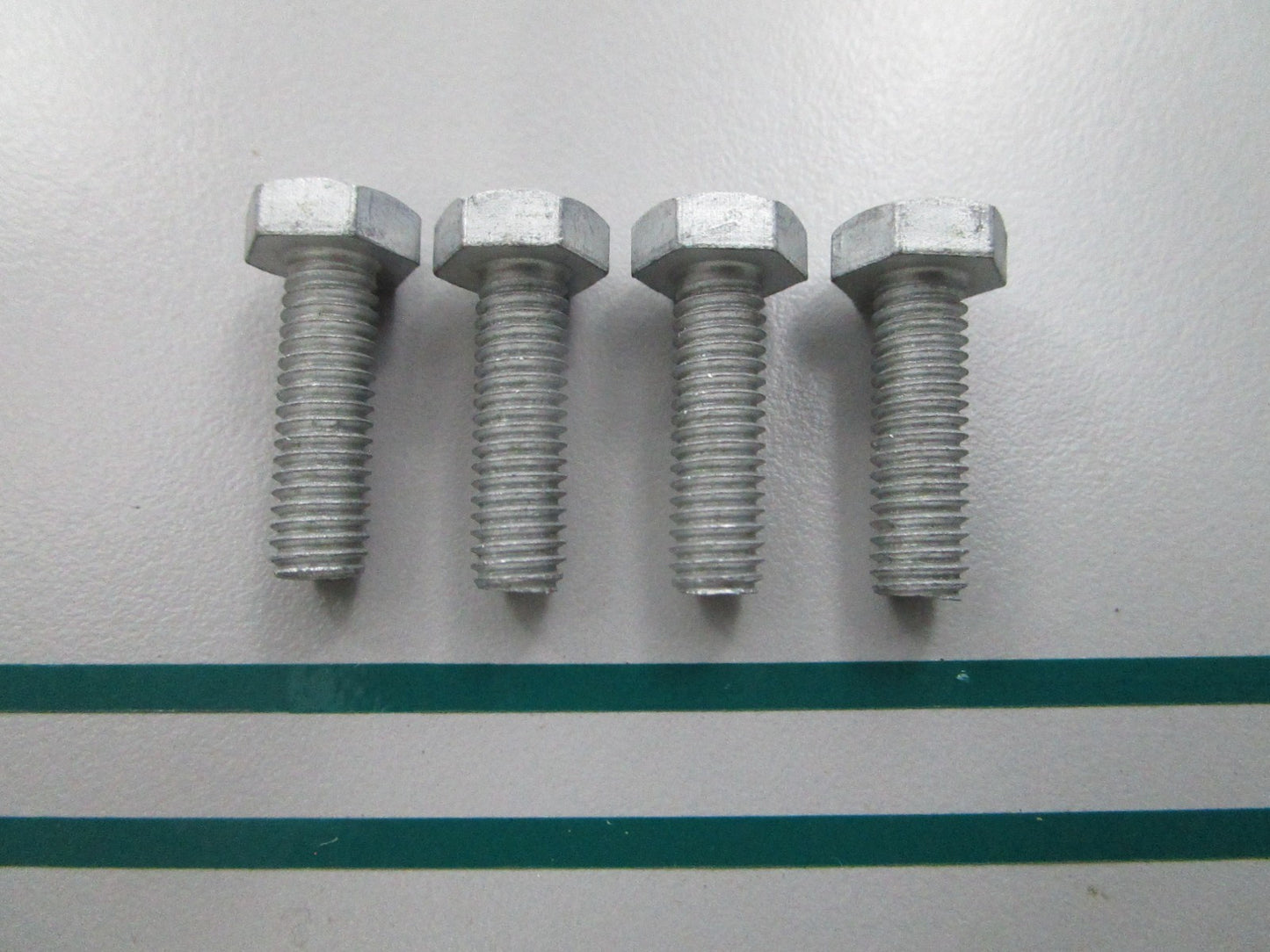 NEW OEM (LOT OF 4) 09100-06122 Suzuki Bolt 0810