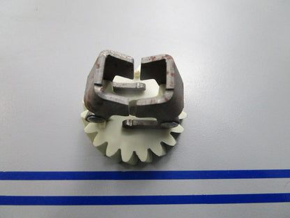 NEW OEM 35321 Tecumseh Governor Gear 0810
