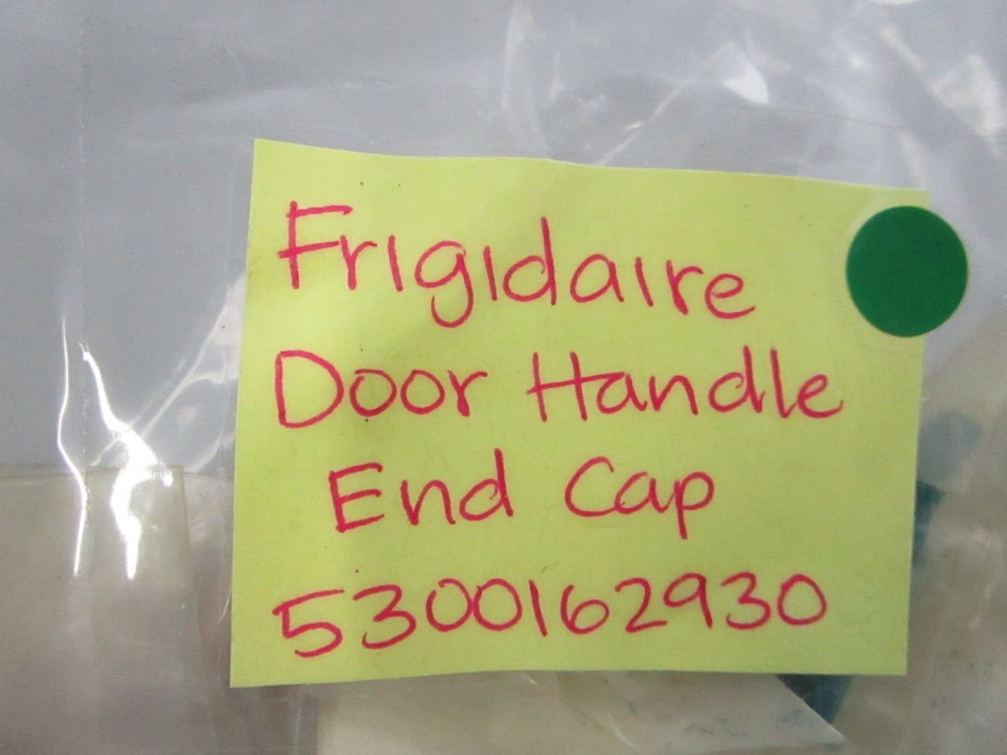 NEW OEM 5300162930 Frigidaire Door Handle End Cap 0810
