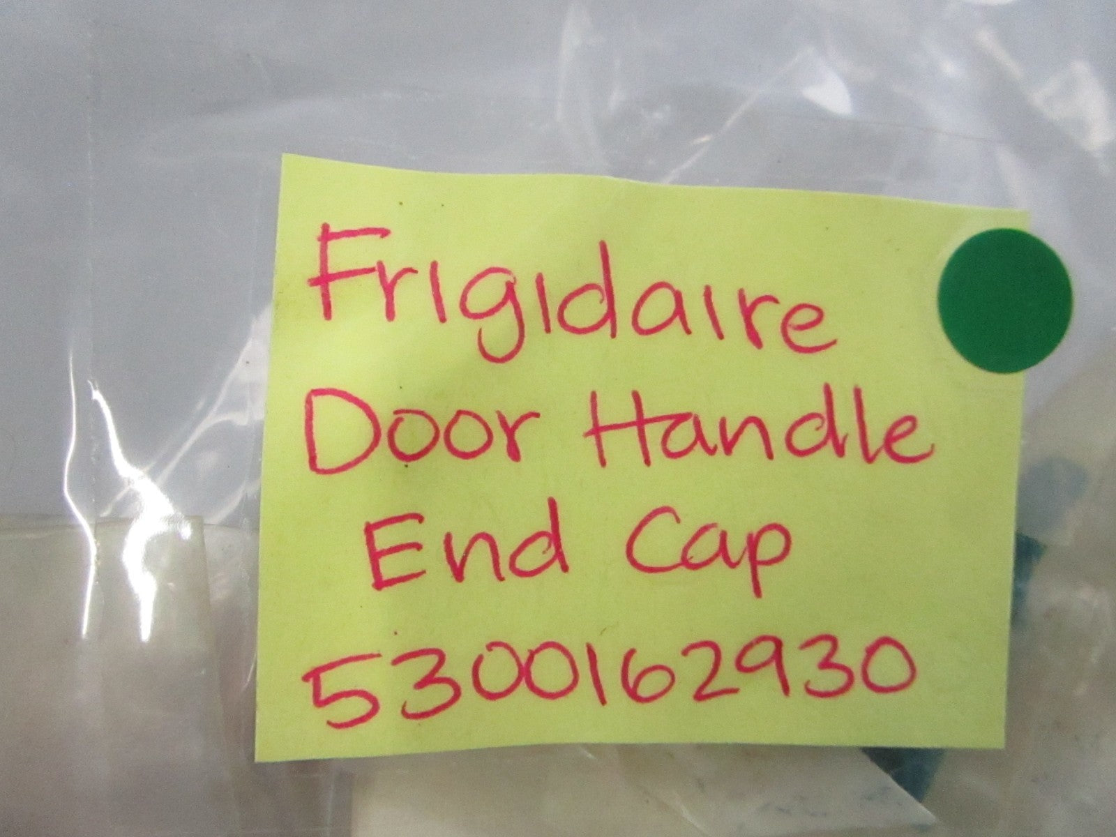 NEW OEM 5300162930 Frigidaire Door Handle End Cap 0810