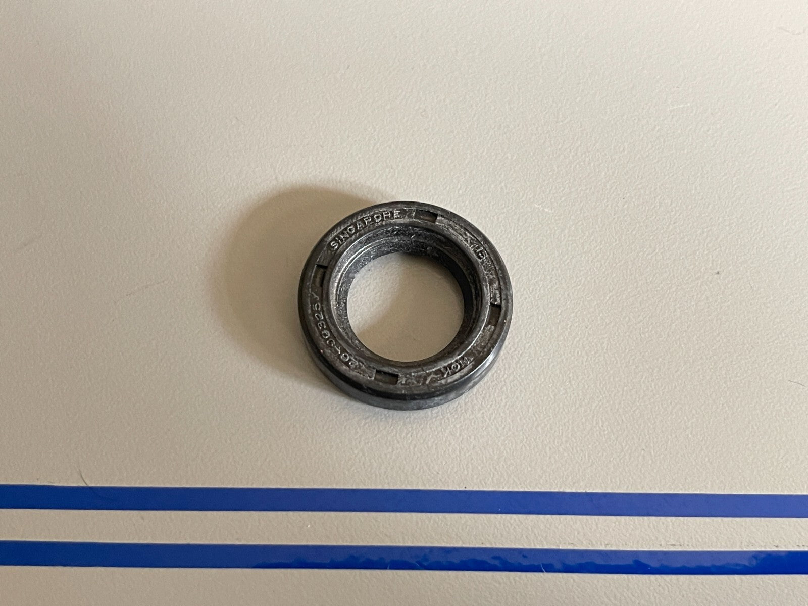 *NEW OEM* 0810 Mercury Quicksilver Seal 26-33467