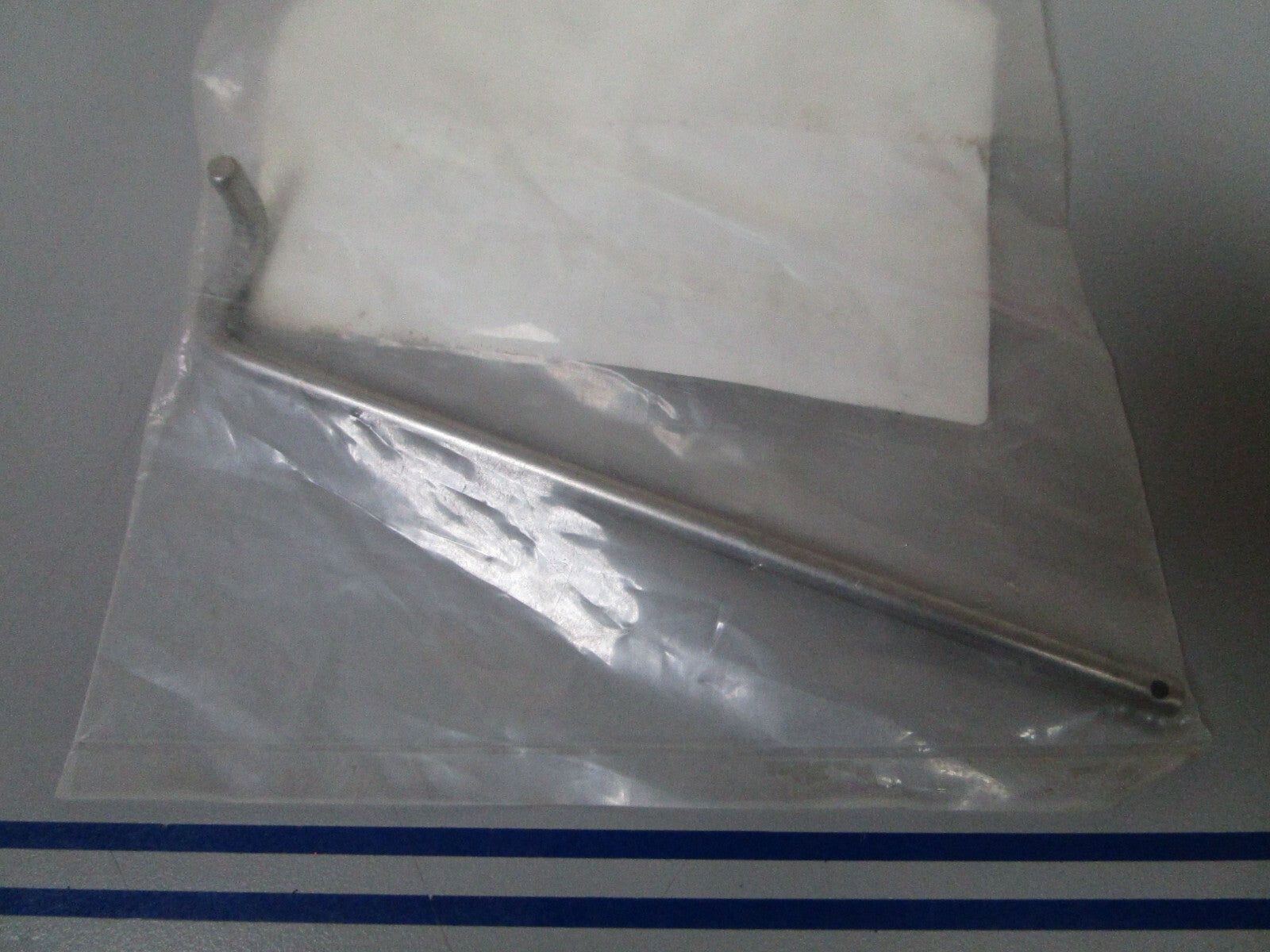 *NEW OEM* 0810 OMC Johnson Evinrude Rod 331863 0331863