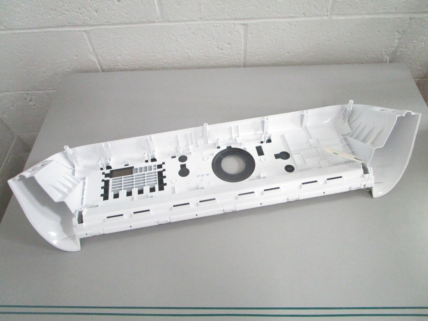 NEW OEM AGL76194001 LG Front Panel Assy 0820