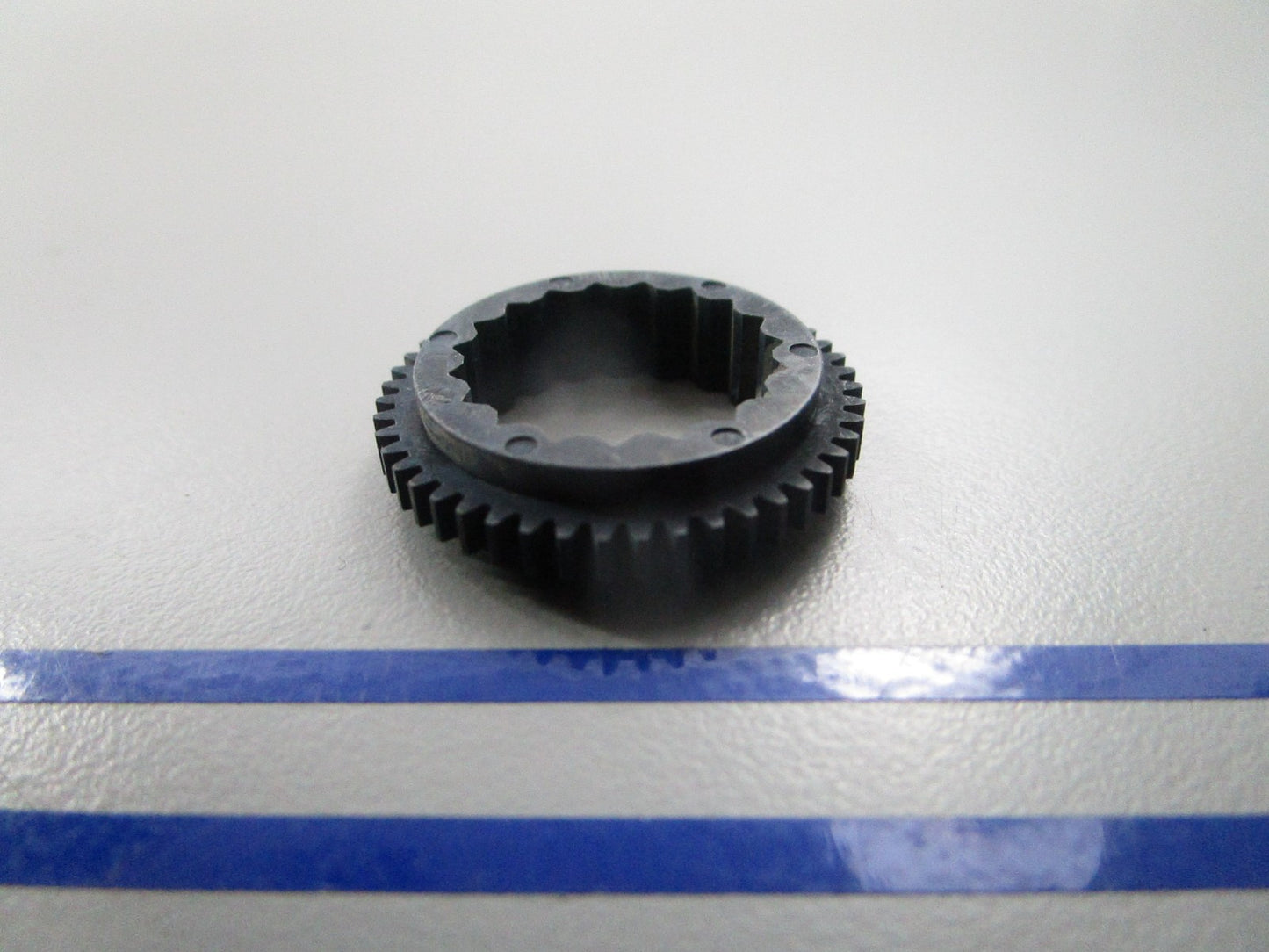 NEW OEM 121598 0121598 OMC Johnson Evinrude Drive Gear 0810