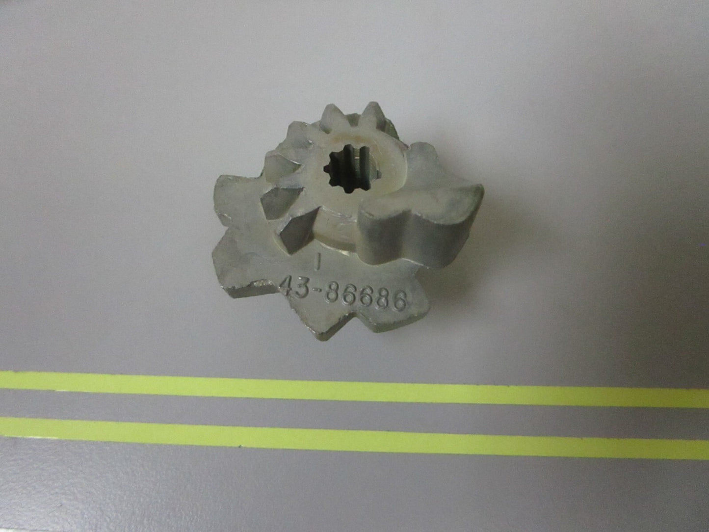 *NEW OEM* 0810 Mercury Quicksilver Gear 43-86686A1