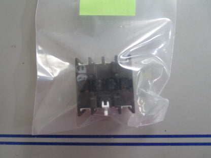 *NEW* 0810 Eaton Auxiliary Contact Module DILM150-XHI22 XTCEXFBG22