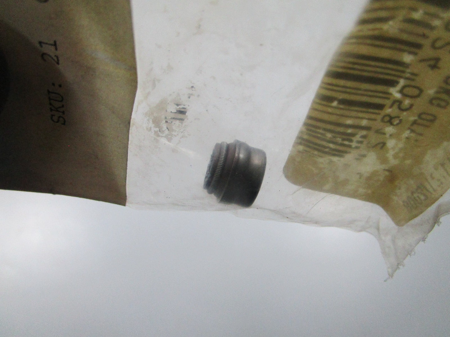 *NEW OEM* 0810 Arctic Cat Valve Stem Seal 0830-016