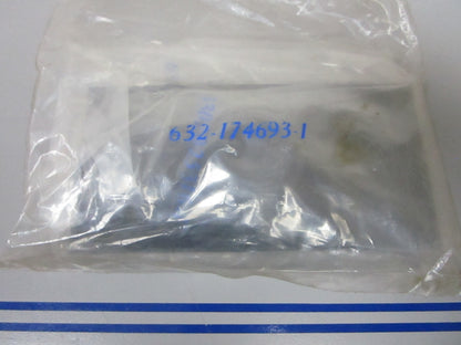 *NEW OEM* 0810 OMC Johnson Evinrude Bezel Kit 174693 0174693