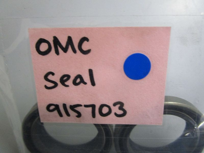*NEW OEM* 0770 OMC Johnson Evinrude Seal 915703 0915703