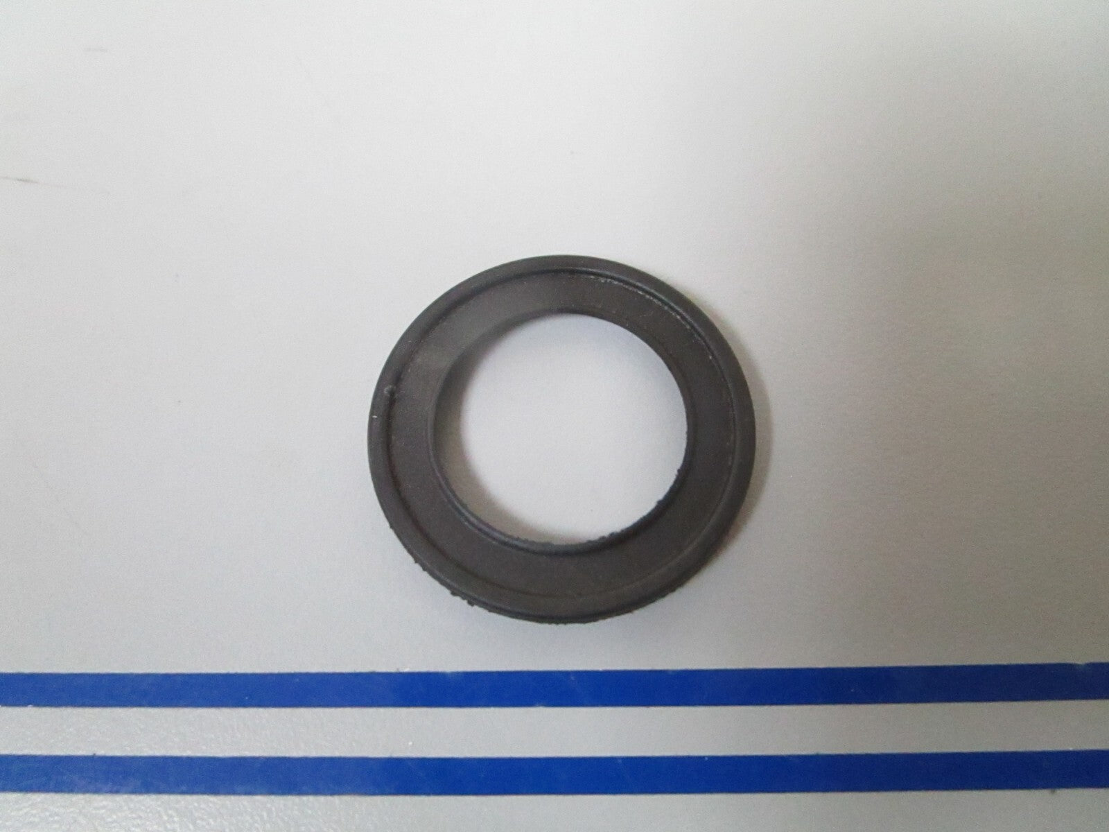 *NEW OEM* 0810 Mercury Quicksilver Oil Seal 26-73522