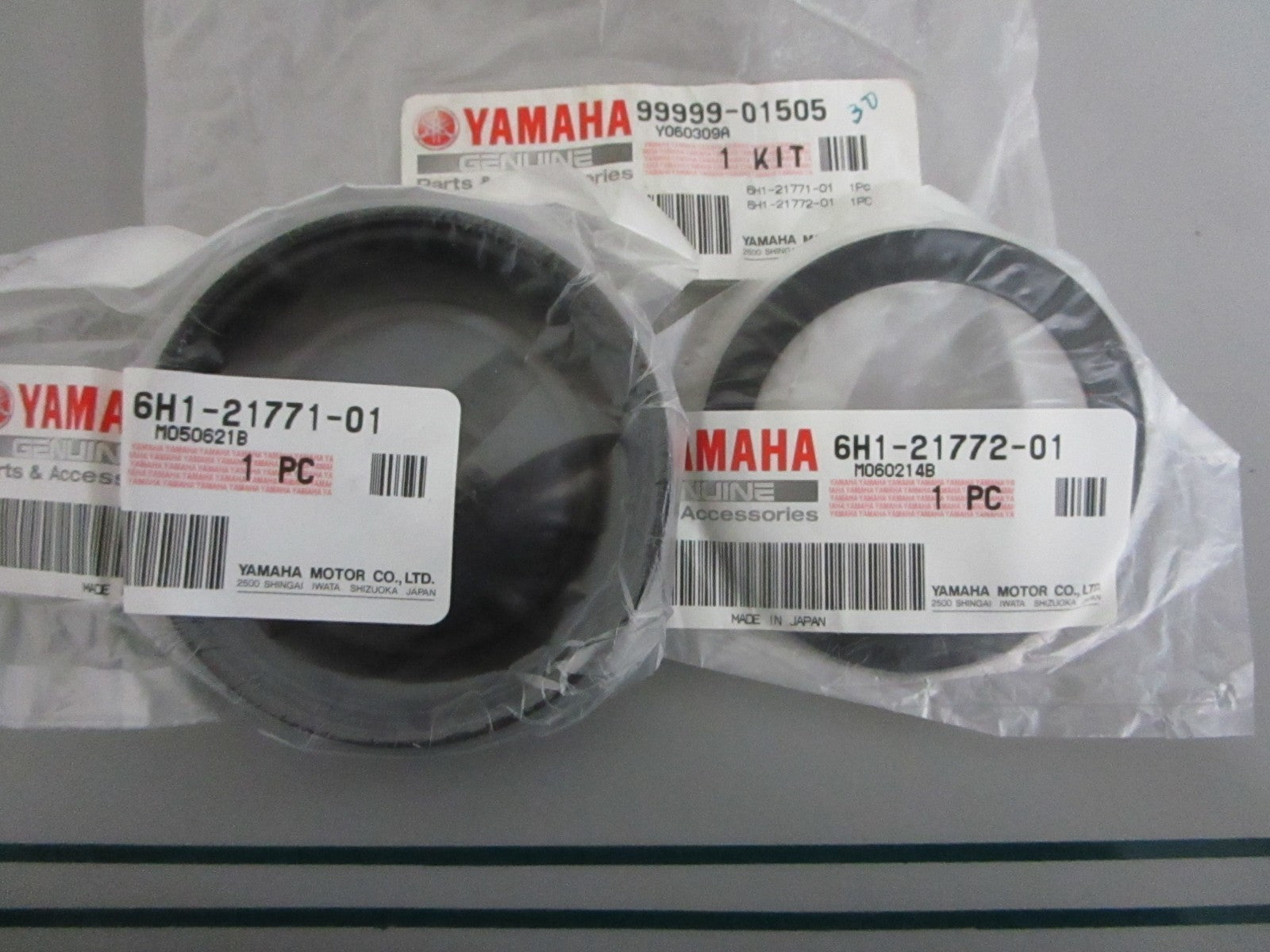 NEW OEM 99999-01505-00 Yamaha Body Cap Kit 0820