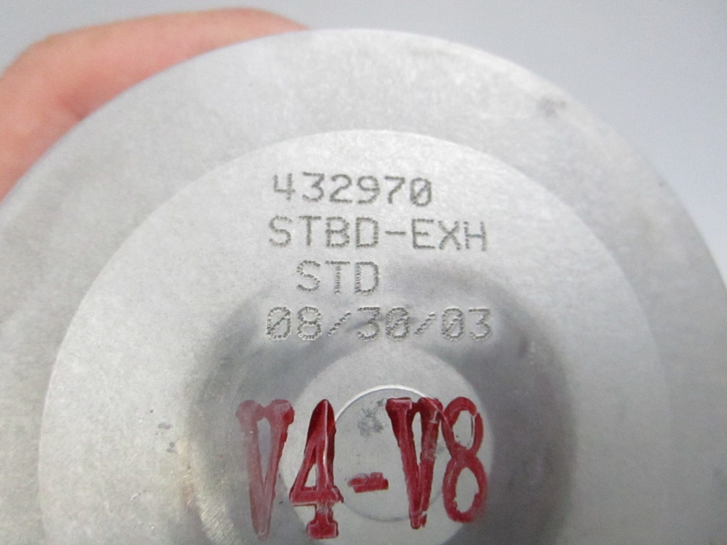 NEW OEM 5006676 OMC Johnson Evinrude Piston Kit 0810