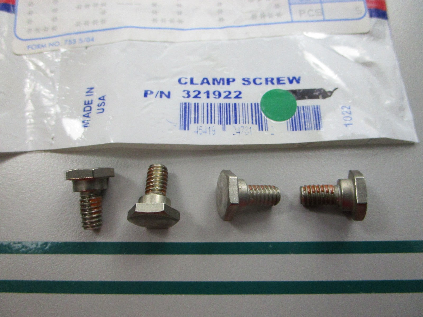 NEW OEM (LOT OF 4) 321922 0321922 OMC Johnson Evinrude Clamp Screw 0810