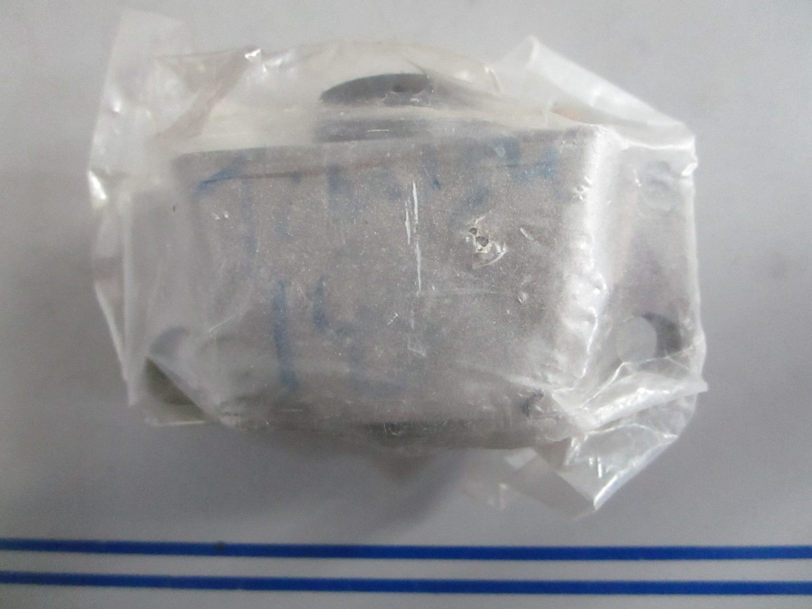 NEW OEM 3BA-61301-0 Tohatsu Upper Rubber Mount 0820