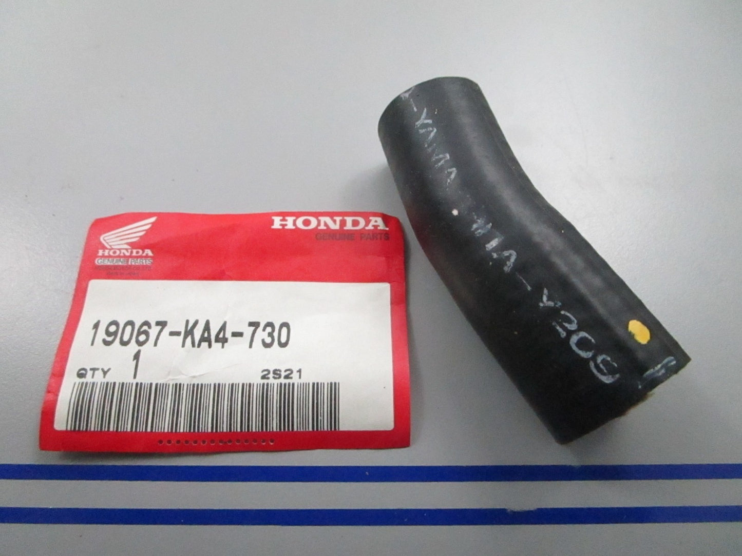 *NEW OEM* 0810 Honda Water Hose 19067-KA4-730