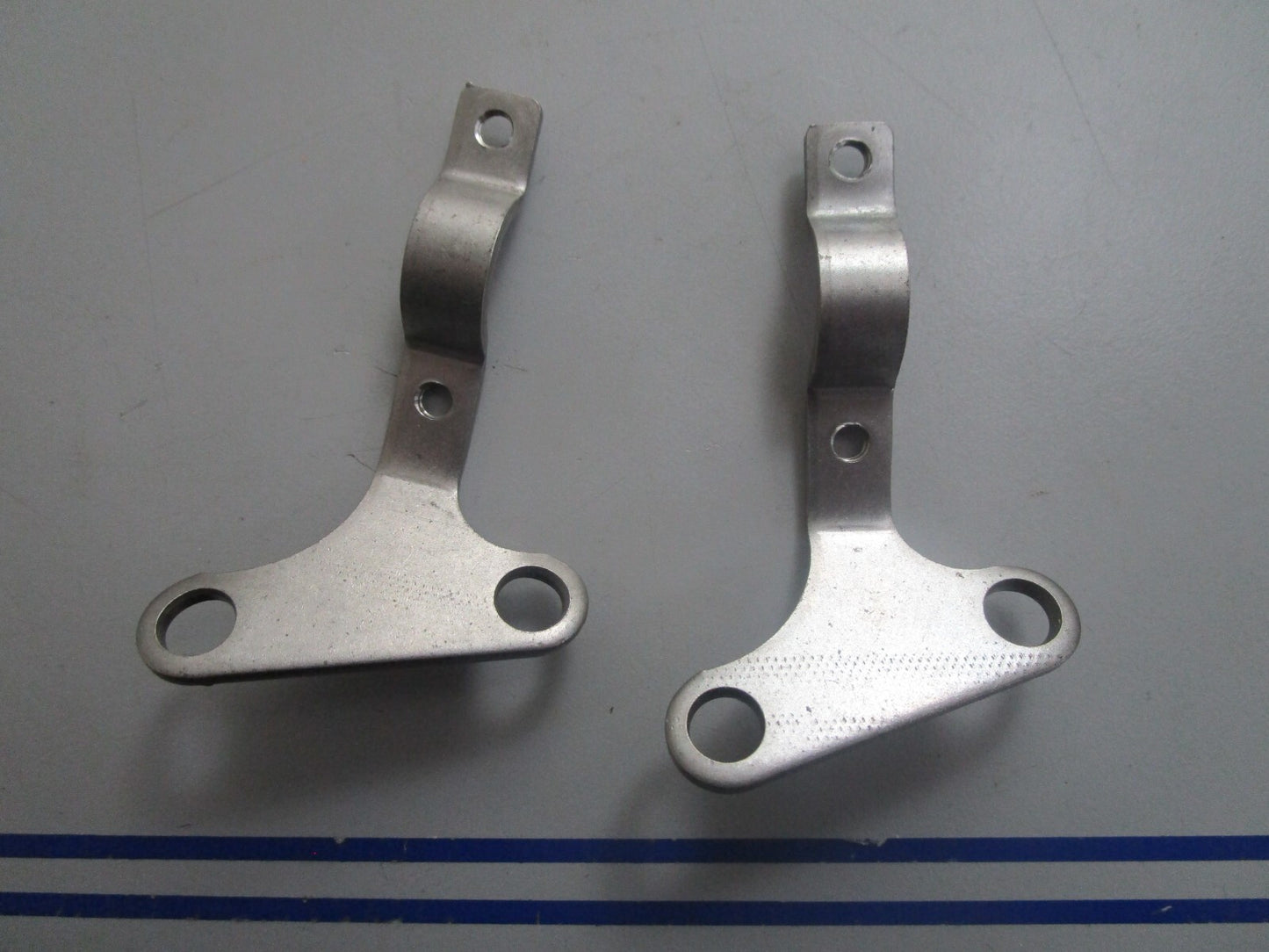 *NEW OEM* (LOT OF 2) 0720 OMC Johnson Evinrude Control Lever Bracket 331448