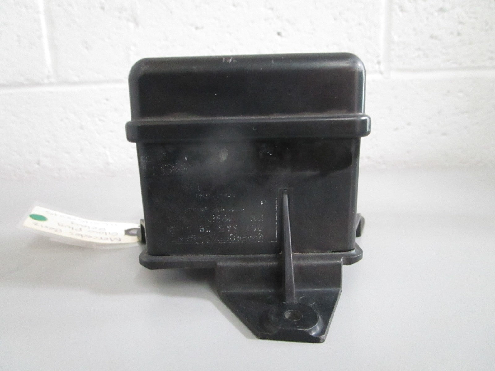 NEW OEM 1165450045 Mercedes-Benz Glow Plug Relay 0820