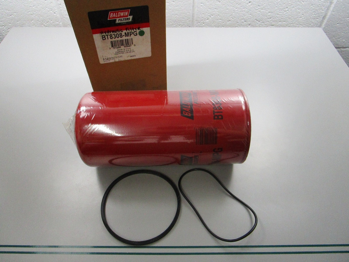 NEW BT8308-MPG Baldwin Hydraulic Filter0810