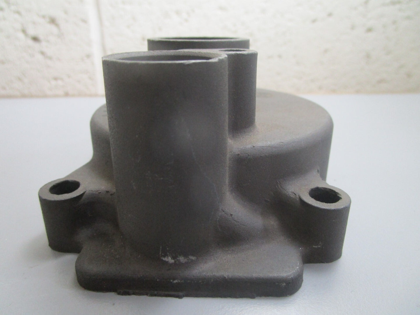 *NEW OEM* 0810 OMC Johnson Evinrude Water Pump Housing 319277 0319277