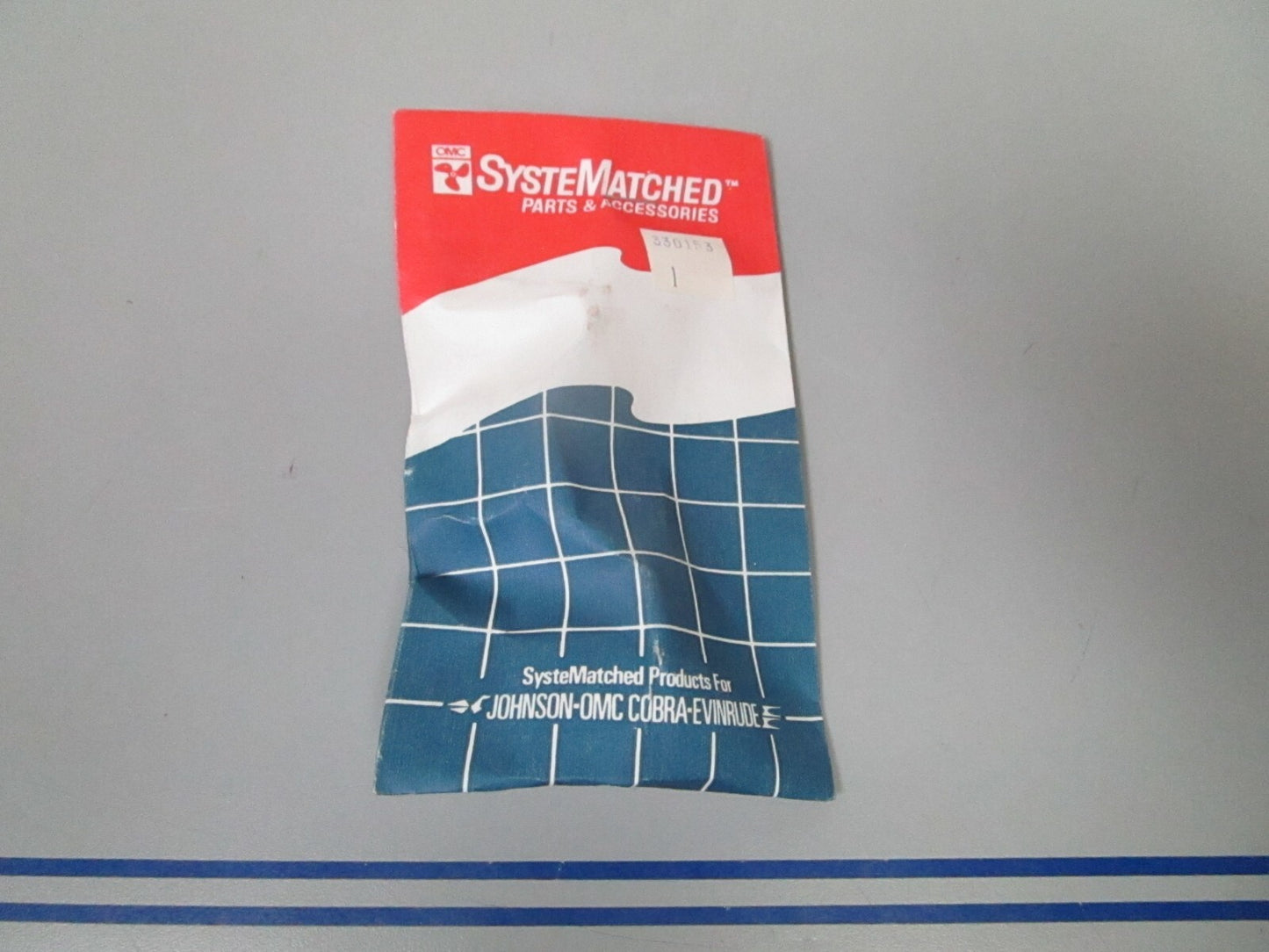 *NEW OEM* 0810 OMC Johnson Evinrude Clamp 330153 0330153