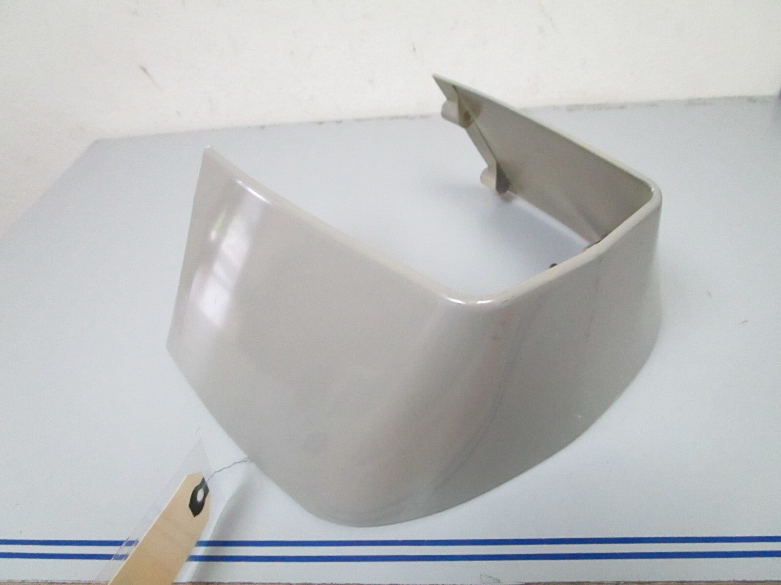 *NEW OEM* 0810 OMC Johnson Evinrude Exhaust Housing Cover 389274 0389274