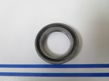 *NEW OEM* 0810 OMC Johnson Evinrude Seal 441044 0441044
