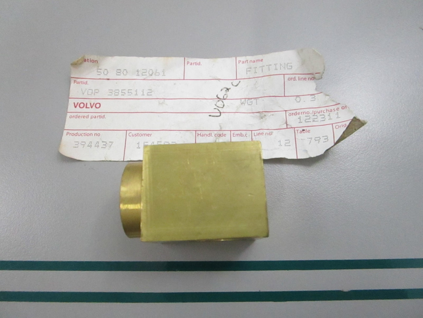 NEW OEM 3855112 Volvo Penta Fitting 0810