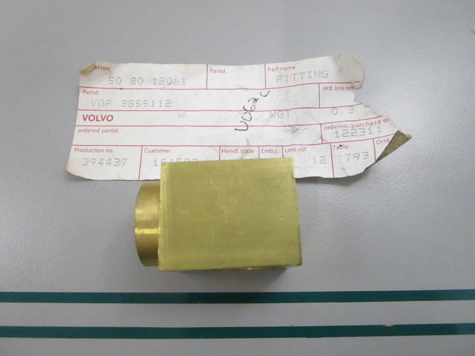 NEW OEM 3855112 Volvo Penta Fitting 0810