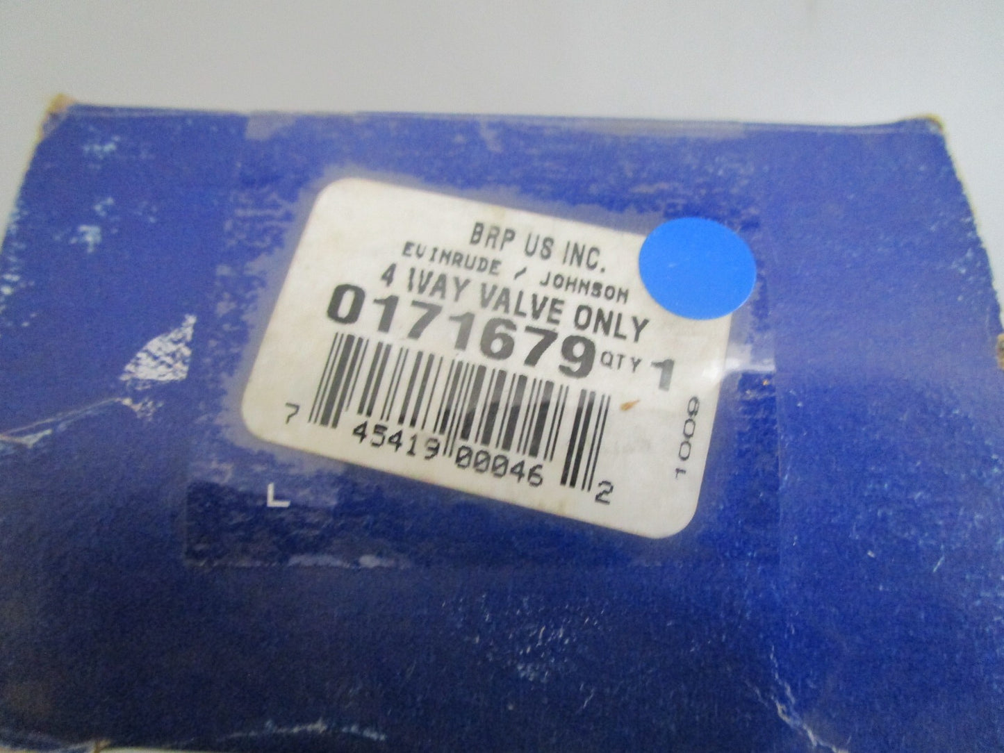 *NEW OEM* 0810 OMC Johnson Evinrude 4 Way Valve Only 171679 0171679