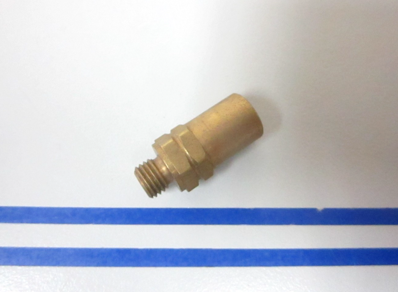 *NEW OEM* 0720 OMC Johnson Evinrude Adaptor 335564 0335564