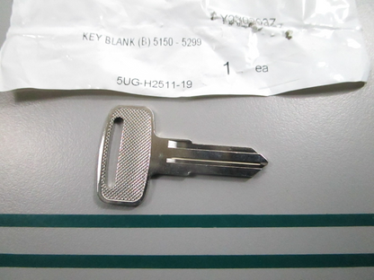 NEW OEM 5UG-H2511-19-00 Yamaha Blank Key 0810