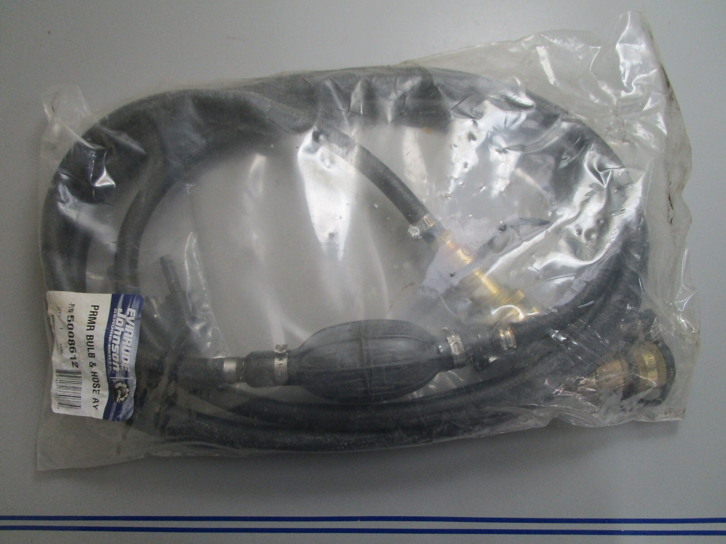 *NEW OEM* 0820 OMC Johnson Evinrude Primer Bulb & Hose Ay 5008612