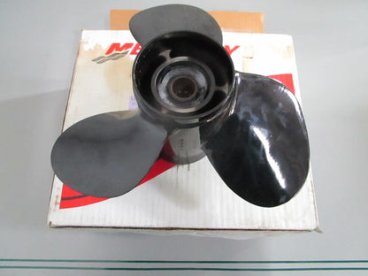 NEW OEM 48-33774A1 Mercury Black Max 10⅞ × 10 Propeller 0820