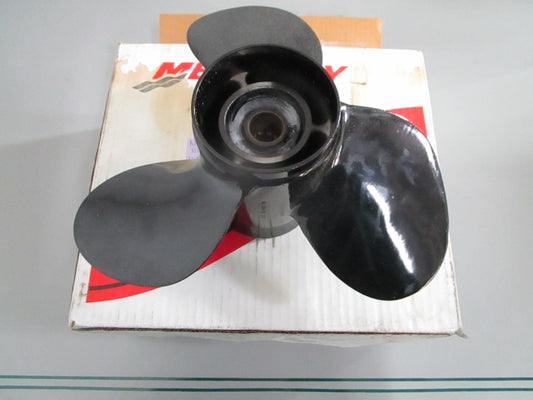 NEW OEM 48-33774A1 Mercury Black Max 10⅞ × 10 Propeller 0820