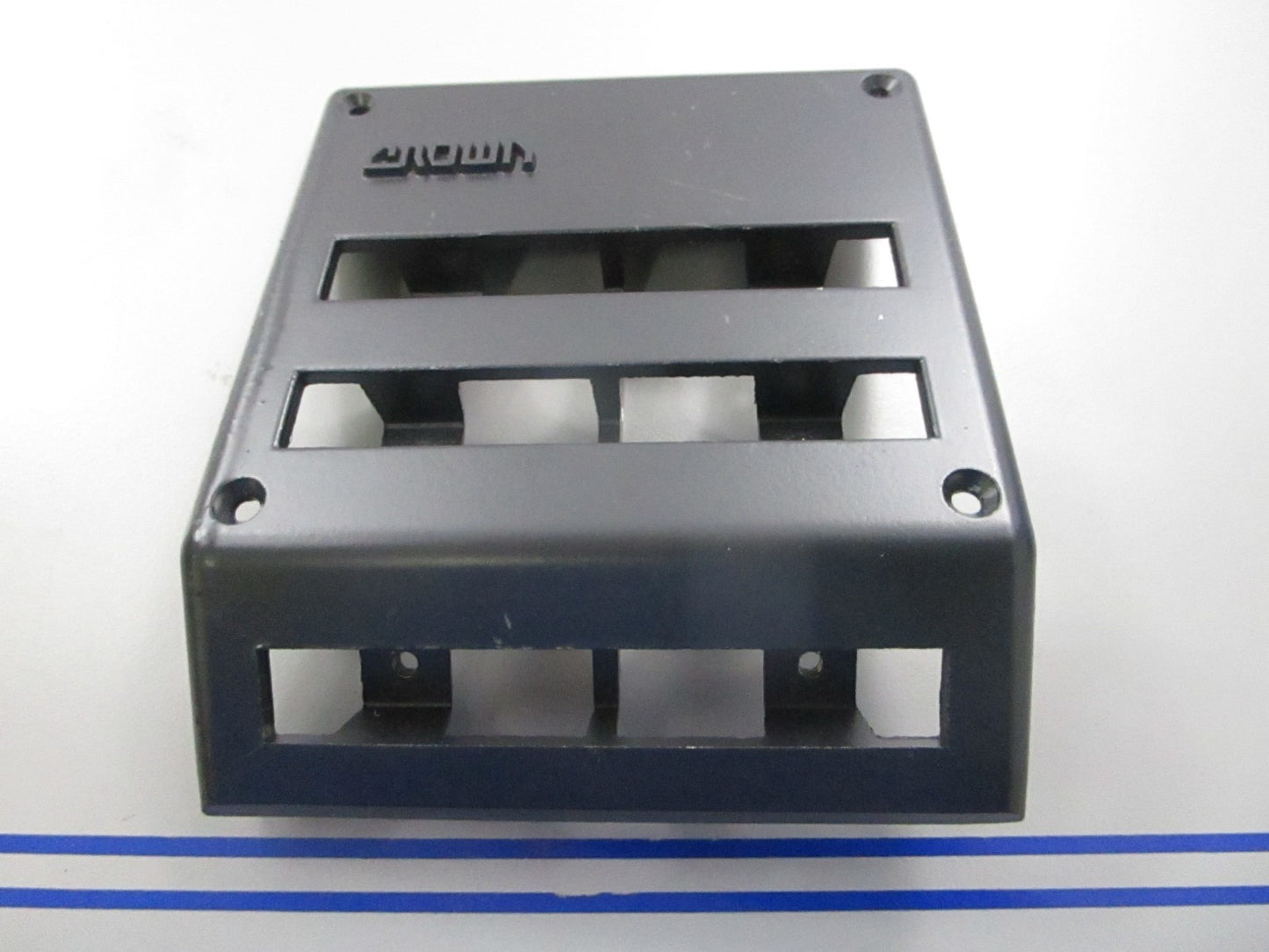 *NEW OEM* 0810 Crown Cover Plate 88501