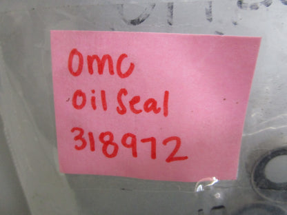 *NEW OEM* (LOT OF 2) 0810 OMC Johnson Evinrude Oil Seal 318972 0318972