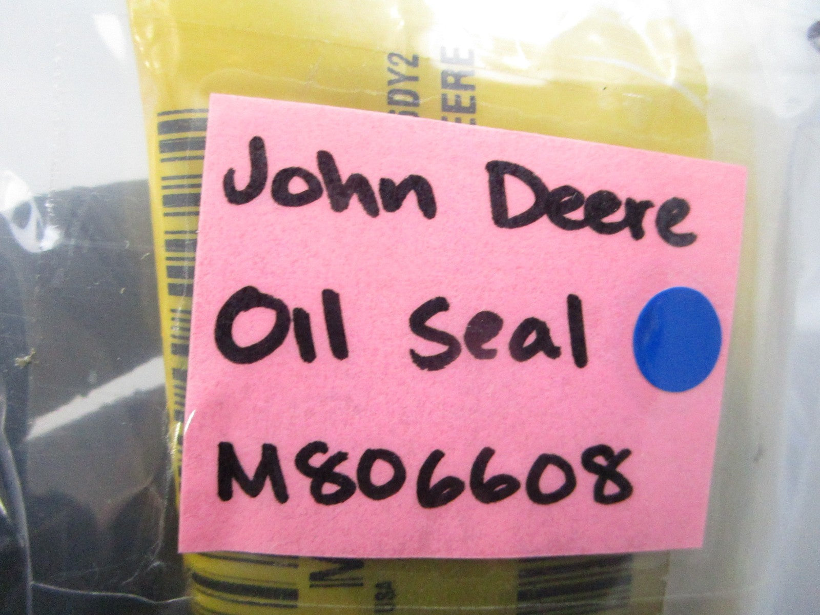 *NEW OEM* 0810 John Deere Oil Seal M806608