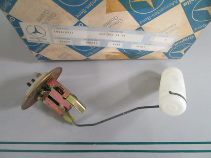 NEW OEM 1115421104 Mercedes-Benz Fuel Gauge Sending Unit 0820