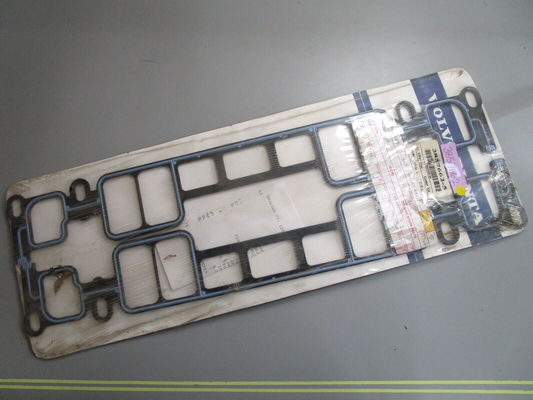 *NEW OEM* 0820 Volvo Penta Gasket Kit 3857662