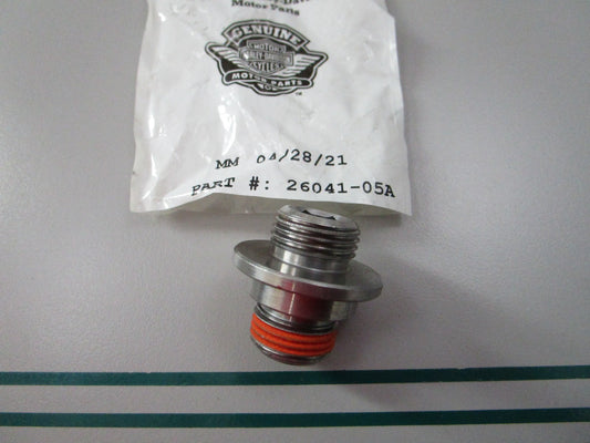 NEW OEM 26041-05A Harley Davidson Oil Filter Adaptor 0810