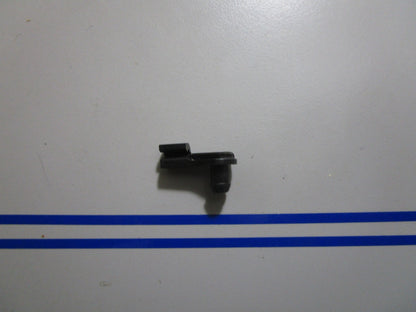 *NEW OEM*  0810 OMC Johnson Evinrude Trail Lock Retainer 335814 0335814